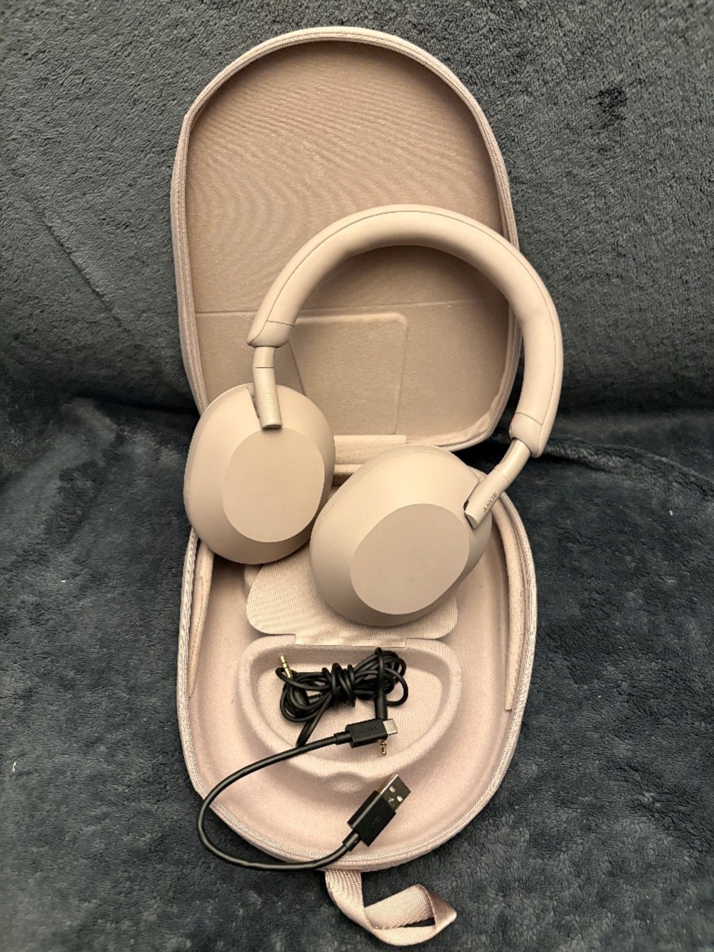 Sony WH-1000XM5 Smoky Pink